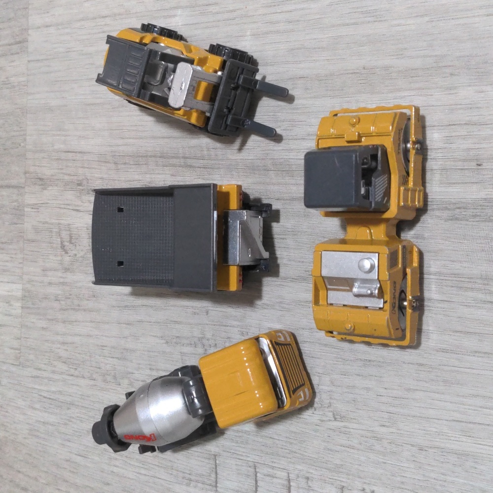 Construction trucks (set of 4)